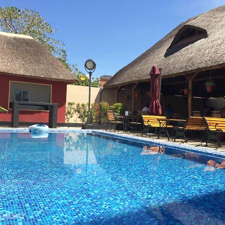 Tulip Inn Джуба Екстериор снимка