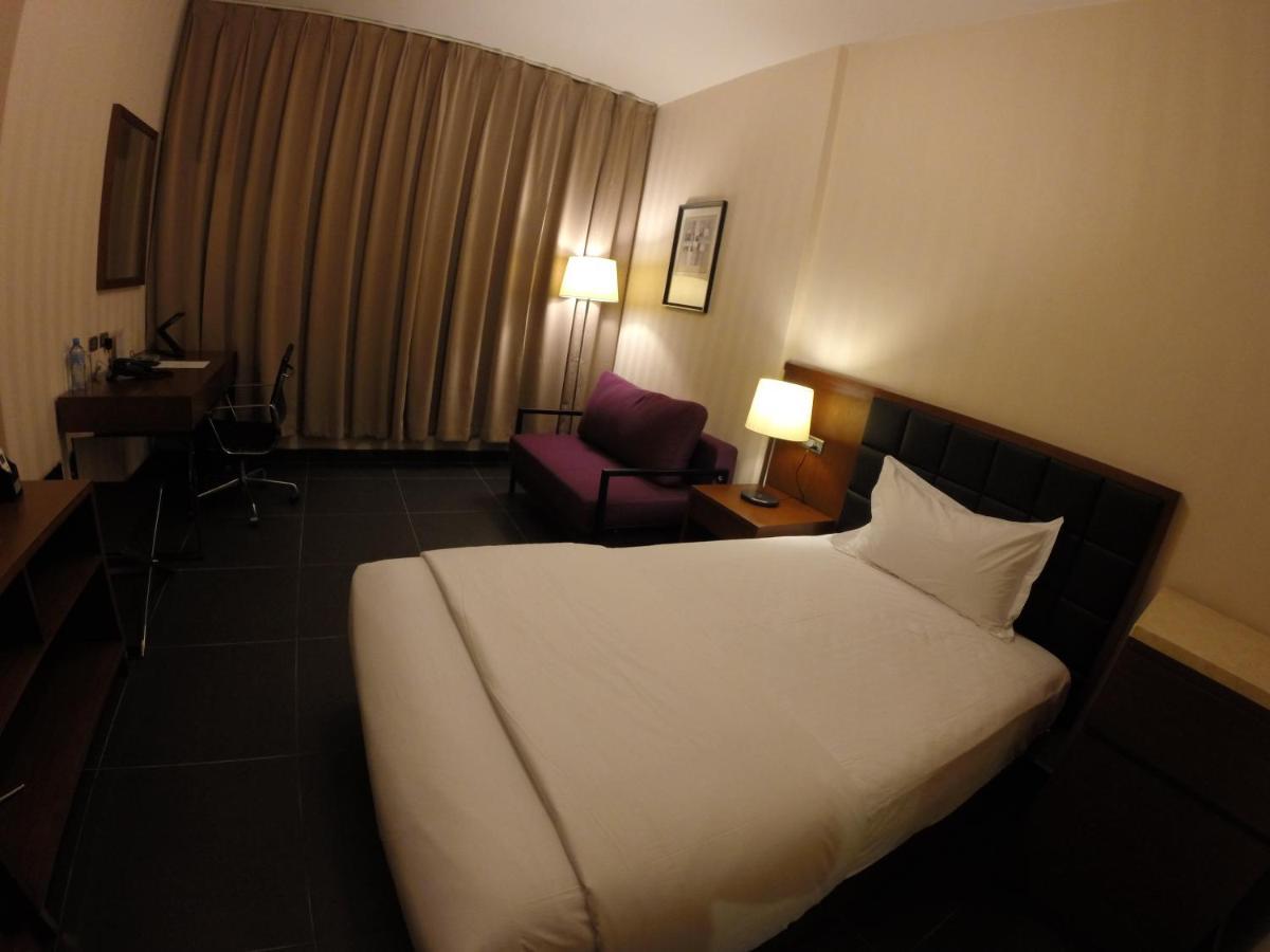 Tulip Inn Джуба Екстериор снимка