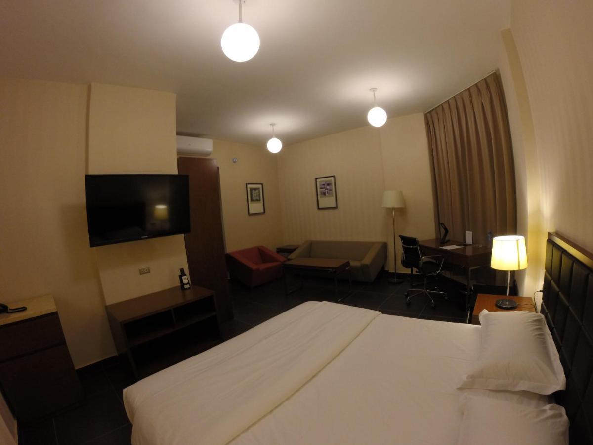 Tulip Inn Джуба Екстериор снимка
